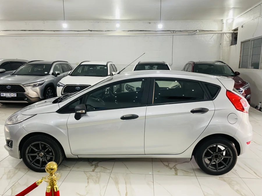 Used 2016 Ford Fiesta sedan 1.4 Ambiente - Marshalltown Auto Ridez Used 2016 Ford Fiesta sedan 1.4 Ambiente - Marshalltown Auto Ridez