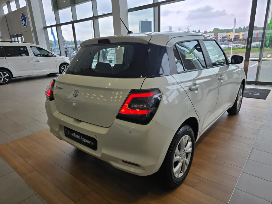 Used 2025 Suzuki Swift 1.2 GL+ auto - VW Melrose Arch Pre-owned Used 2025 Suzuki Swift 1.2 GL+ auto - VW Melrose Arch Pre-owned