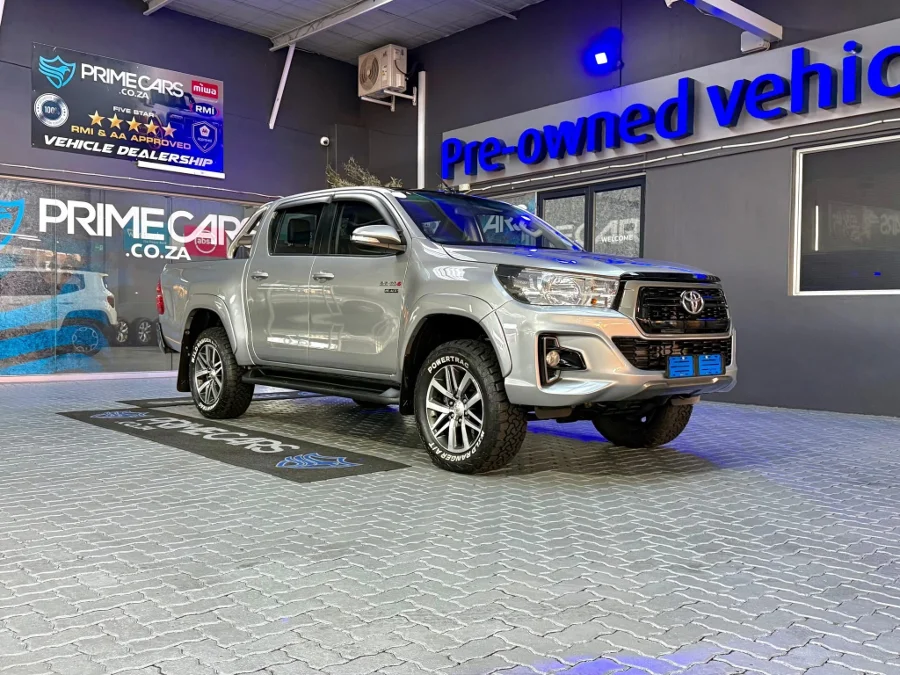 Used 2017 Toyota Hilux 2.8GD-6 double cab Raider Black Limited Edition auto - Private Seller Used 2017 Toyota Hilux 2.8GD-6 double cab Raider Black Limited Edition auto - Private Seller