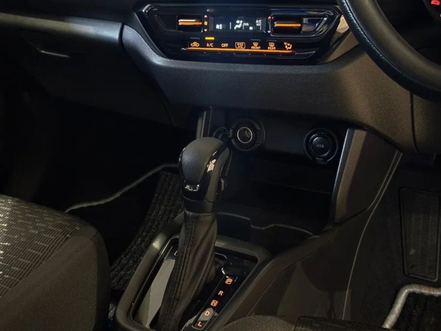 Preloaded Image 14