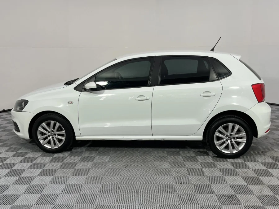 Used 2022 Volkswagen Polo Vivo hatch 1.4 Trendline - WeBuyCars Germiston