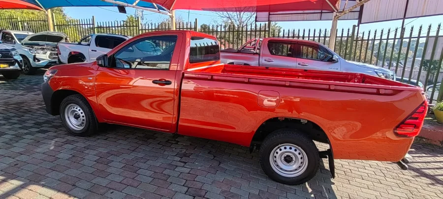 Used 2022 Toyota Hilux 2.4GD S (aircon) - JB Auto