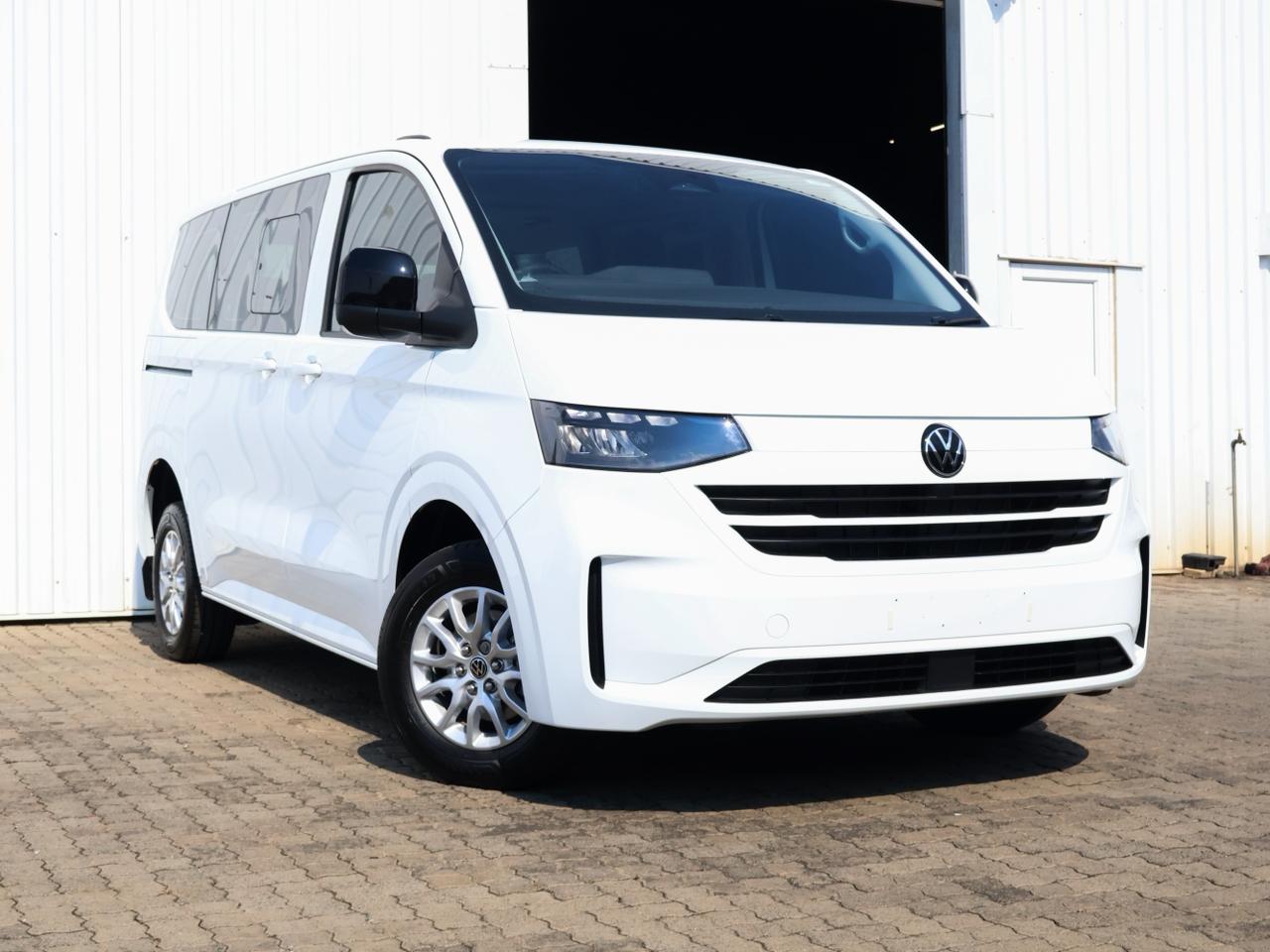 New 2026 Volkswagen Transporter 2.0TDI crew bus LWB 8-seater 4Motion