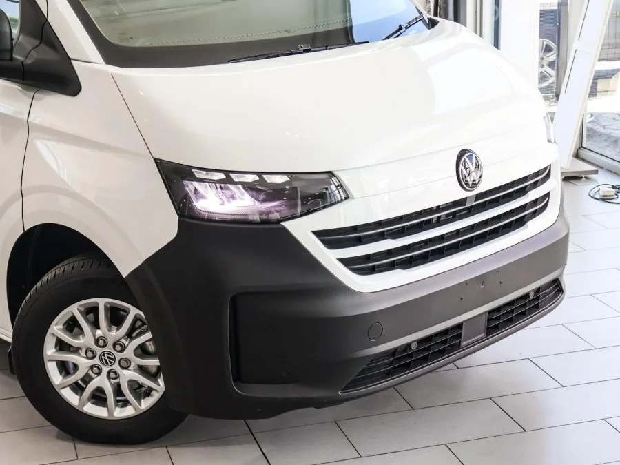 New 2025 Volkswagen Transporter 2.0TDI Kombi SWB Basic - VW Commercial Hatfield New
