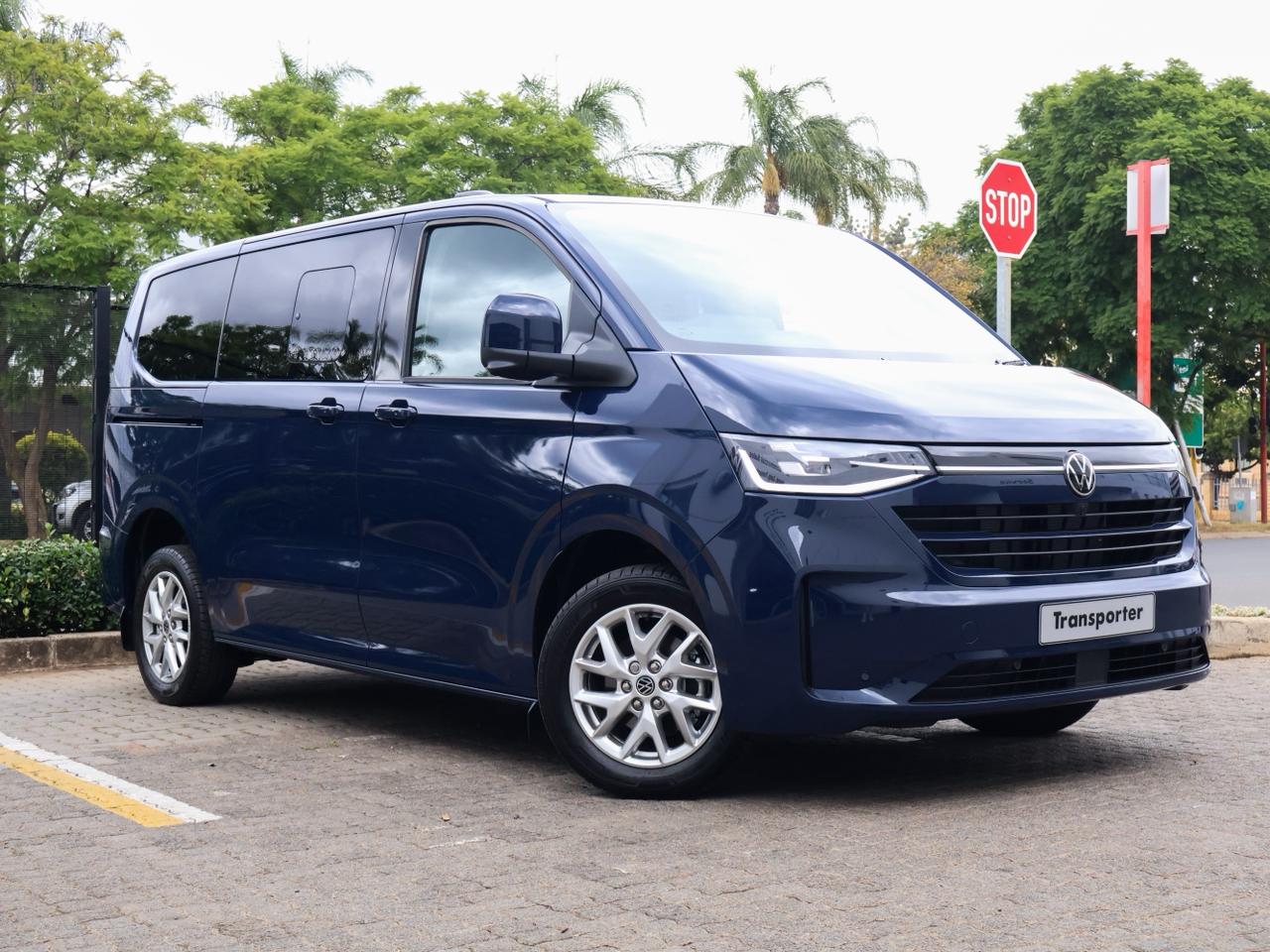 New 2026 Volkswagen Transporter 2.0TDI Kombi SWB Style 4Motion