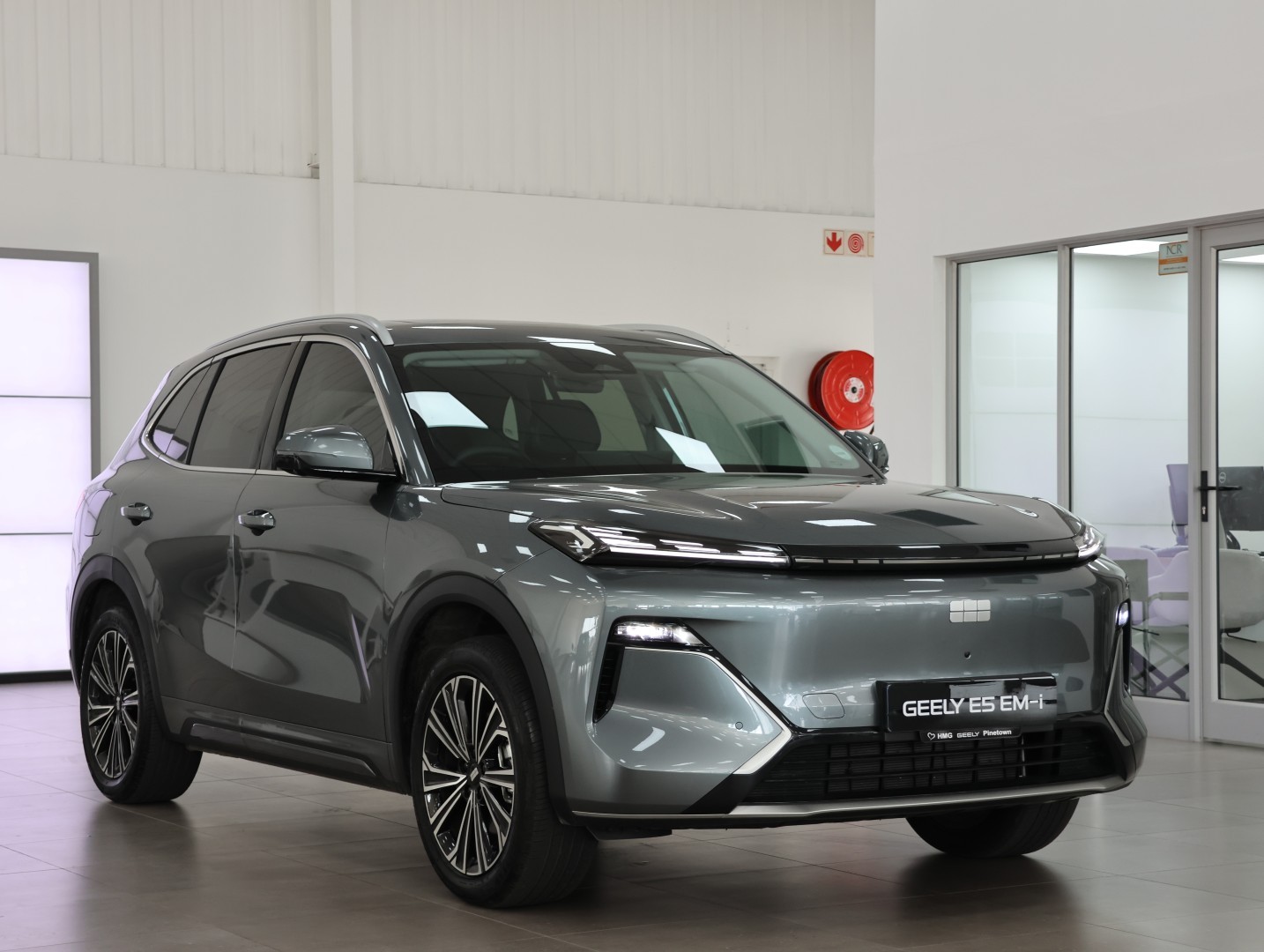 Used 2026 Geely E5 EM-i Apex