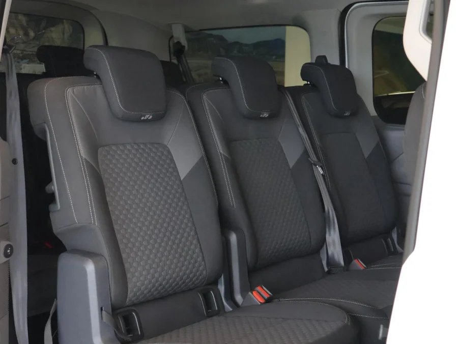 Used 2026 Volkswagen Transporter 2.0TDI Kombi SWB Commerce - VW Rivonia