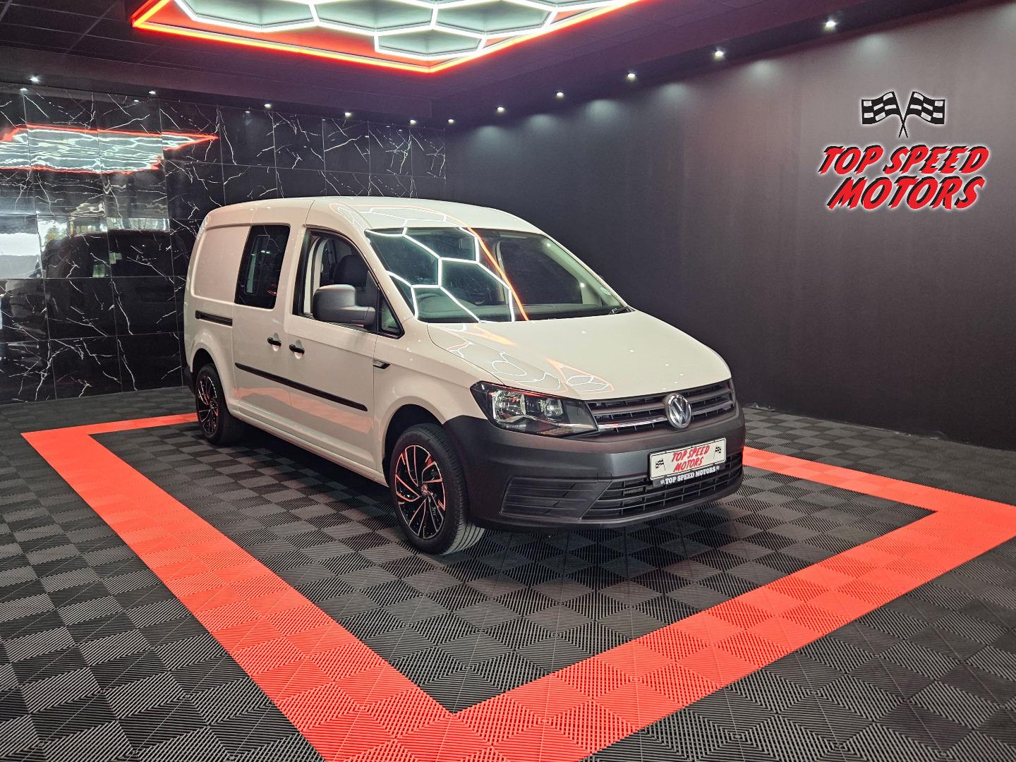 Used 2021 Volkswagen Caddy Maxi 2.0TDI crew bus