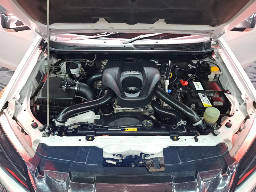 Used 2015 Isuzu KB 300D-Teq double cab LX - Top Speed Motors