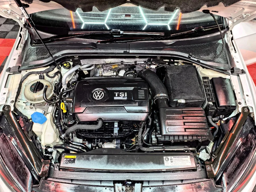 Used 2016 Volkswagen Golf R auto - Top Speed Motors