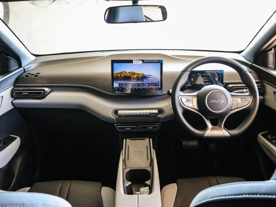 New 2026 BYD Dolphin Surf Dynamic - BYD West Rand New