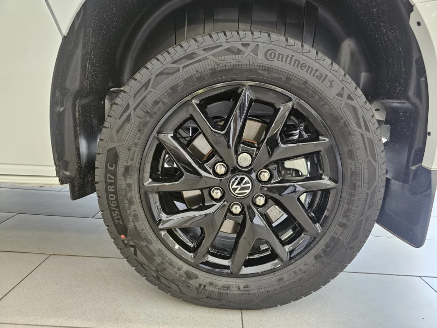 New 2026 Volkswagen Transporter 2.0TDI Kombi SWB Edition - VW Braamfontein New