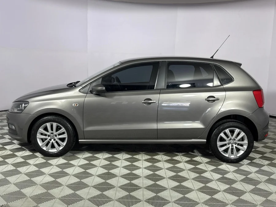 Used 2019 Volkswagen Polo Vivo hatch 1.6 Comfortline auto - WeBuyCars Durban