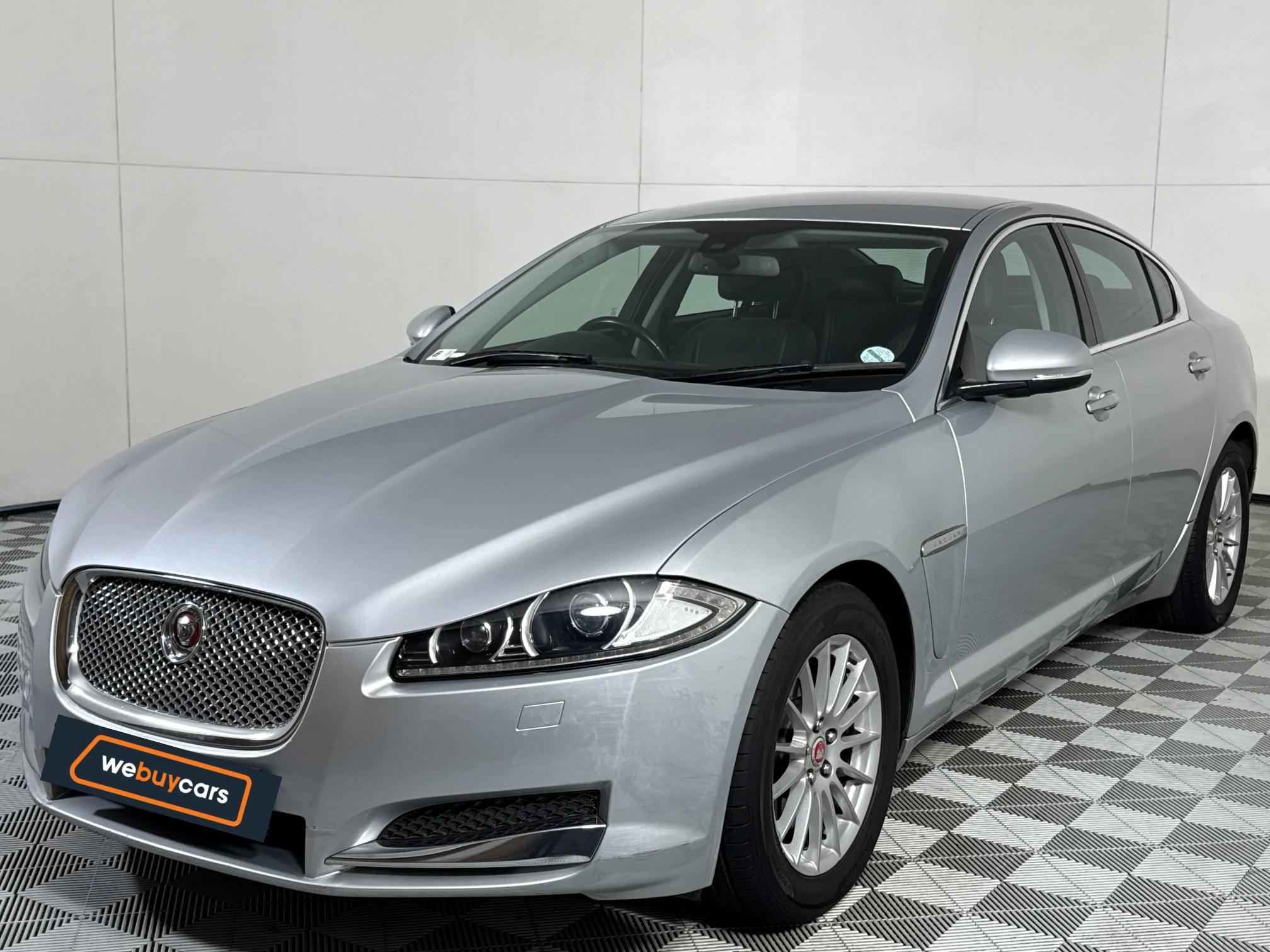 Used 2017 Jaguar XF 2.0 i4 Luxury