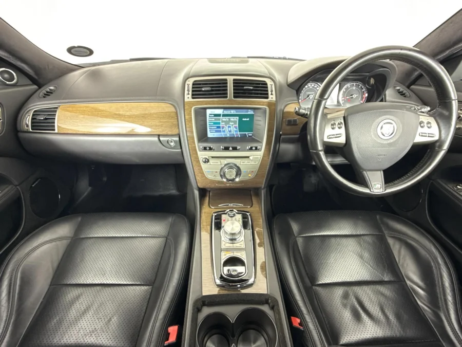 Used 2010 Jaguar XK R coupe - WeBuyCars The Dome