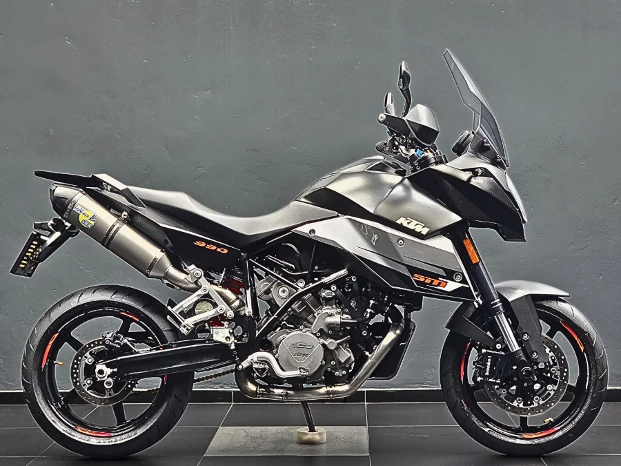 Used 2010 KTM 990 Supermoto T - Bikeshop Boksburg