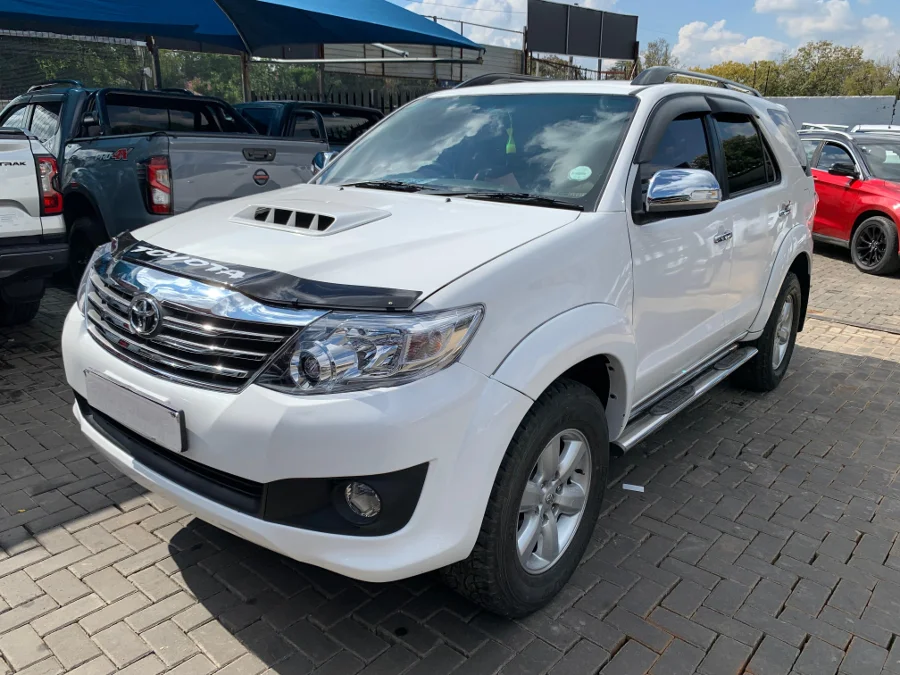 Used 2012 Toyota Fortuner 3.0D-4D 4x4 auto - Private Seller Used 2012 Toyota Fortuner 3.0D-4D 4x4 auto - Private Seller