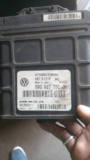 Polo vivo automatic gearbox control module