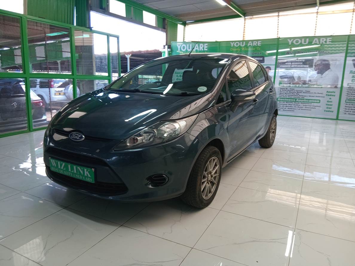 Used 2011 Ford Fiesta 5-door 1.6 Ambiente auto