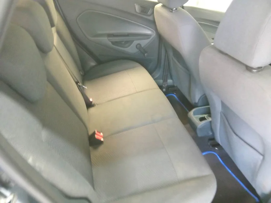 Used 2011 Ford Fiesta 5-door 1.6 Ambiente auto - Wiz Link Used 2011 Ford Fiesta 5-door 1.6 Ambiente auto - Wiz Link