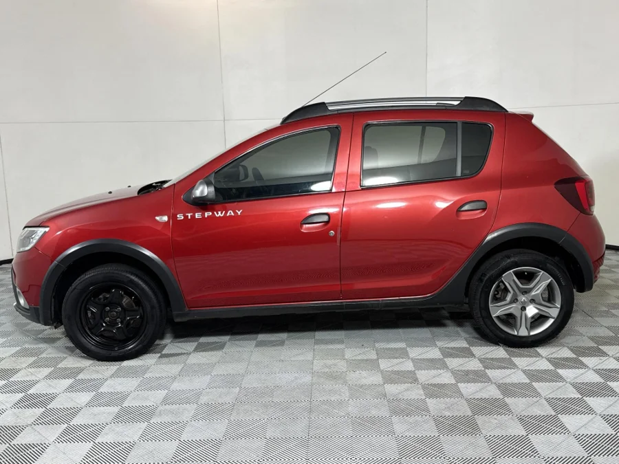 Used 2018 Renault Sandero 66kW turbo Stepway Expression - WeBuyCars Midstream Used 2018 Renault Sandero 66kW turbo Stepway Expression - WeBuyCars Midstream