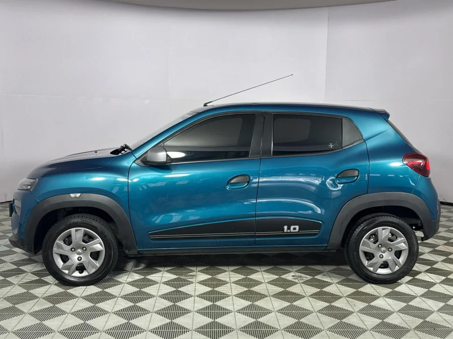 Used 2022 Renault Kwid 1.0 Zen auto - WeBuyCars Durban