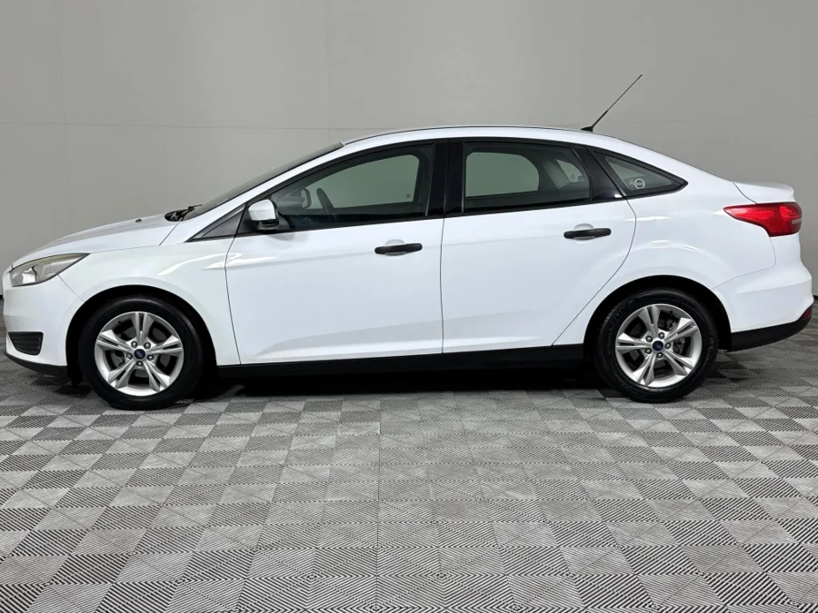 Used 2016 Ford Focus sedan 1.0T Ambiente auto - WeBuyCars Vereeniging Used 2016 Ford Focus sedan 1.0T Ambiente auto - WeBuyCars Vereeniging