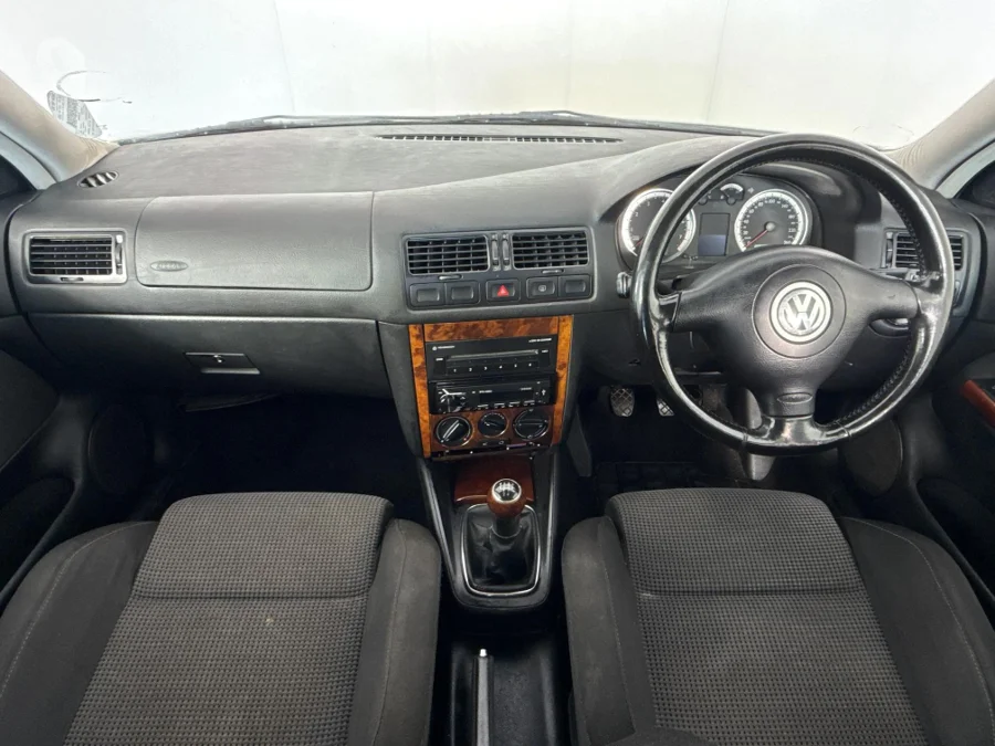 Used 2004 Volkswagen Jetta 2.0 Highline - WeBuyCars Vereeniging