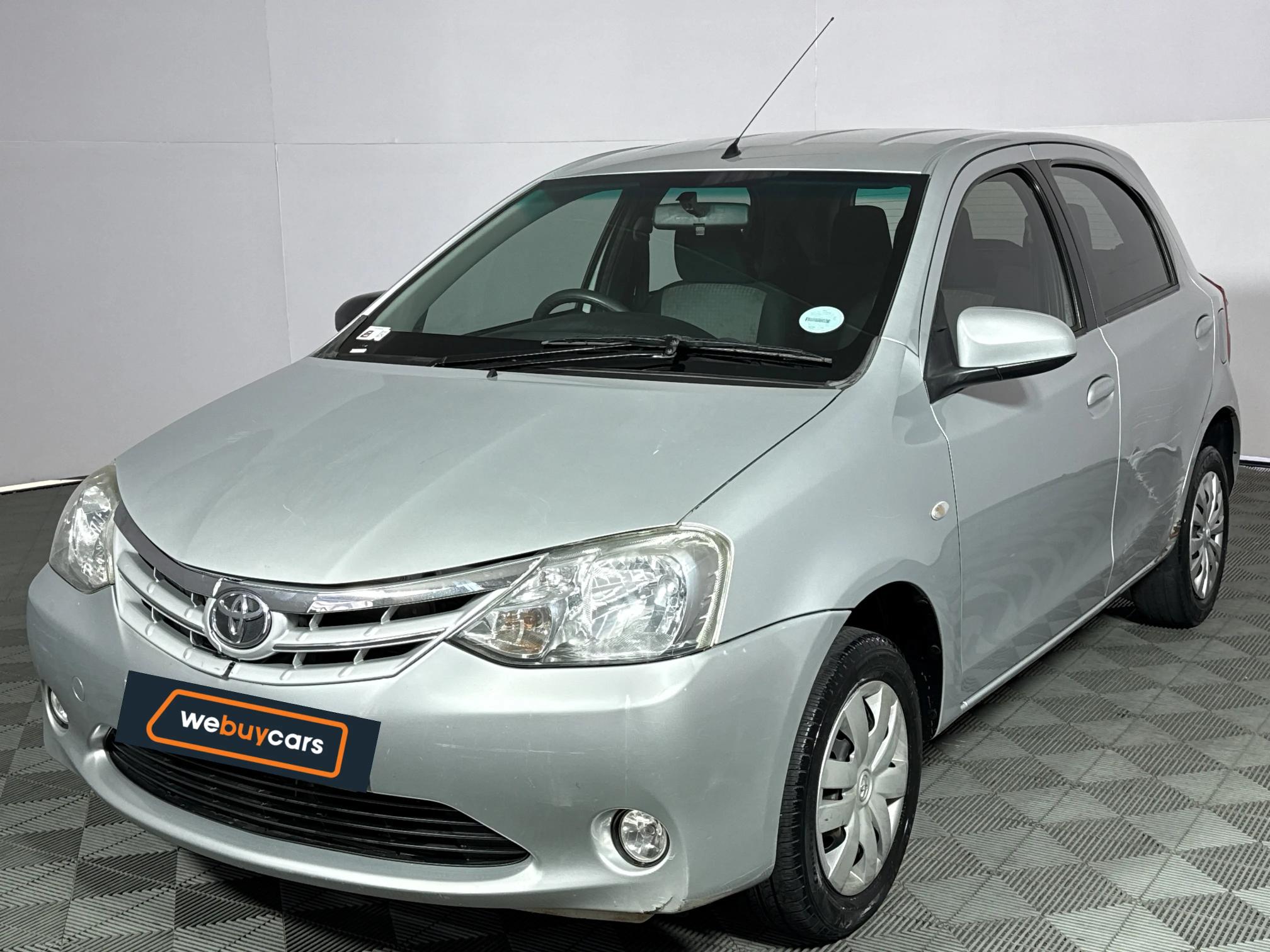Used 2013 Toyota Etios hatch 1.5 Sprint
