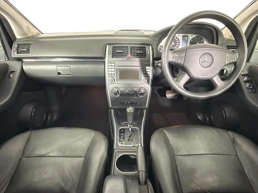 Used 2009 Mercedes-Benz B-Class B200 Sports auto - WeBuyCars The Dome Used 2009 Mercedes-Benz B-Class B200 Sports auto - WeBuyCars The Dome