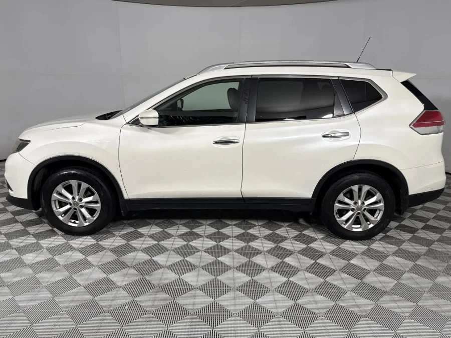 Used 2015 Nissan X-Trail 2.5 4x4 SE - WeBuyCars Richmond
