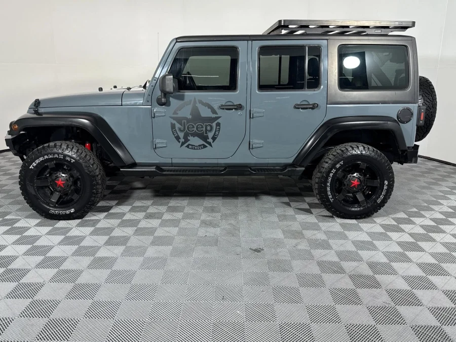Used 2014 Jeep Wrangler Unlimited Sahara 3.6L 75th Anniversary Edition - WeBuyCars Germiston Used 2014 Jeep Wrangler Unlimited Sahara 3.6L 75th Anniversary Edition - WeBuyCars Germiston
