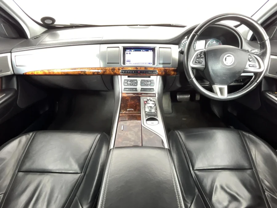 Used 2013 Jaguar XF 3.0D S Premium Luxury - WeBuyCars Montana Used 2013 Jaguar XF 3.0D S Premium Luxury - WeBuyCars Montana