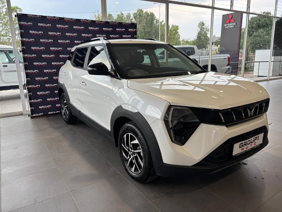 Used 2025 Mahindra XUV 3XO 1.2T AX5 manual - Driverite Bryanston Used 2025 Mahindra XUV 3XO 1.2T AX5 manual - Driverite Bryanston