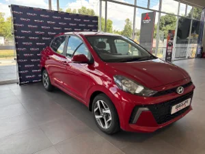 Used 2025 Hyundai Grand i10 1.2 Executive sedan auto Used 2025 Hyundai Grand i10 1.2 Executive sedan auto