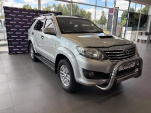 Used 2013 Toyota Fortuner 2.5D-4D auto Used 2013 Toyota Fortuner 2.5D-4D auto