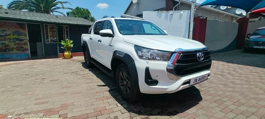Used 2020 Toyota Hilux 2.4GD-6 4x4 SRX - JB Auto