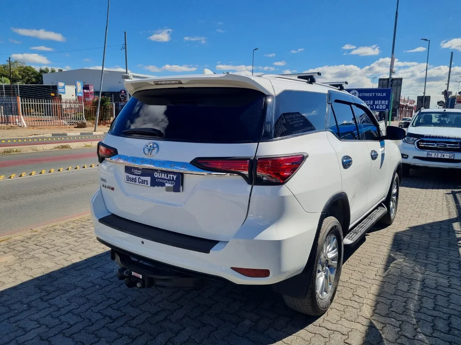 Used 2018 Toyota Fortuner 2.4GD-6 auto - Carbase Auto Used 2018 Toyota Fortuner 2.4GD-6 auto - Carbase Auto