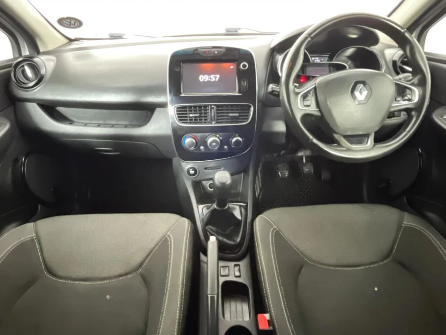 Used 2018 Renault Clio 66kW turbo Expression - WeBuyCars Montana