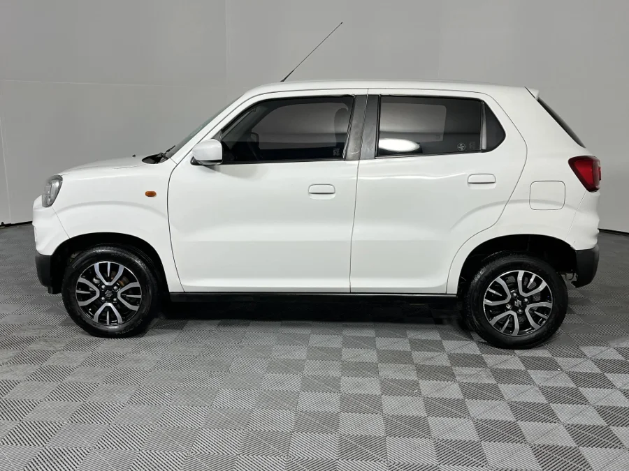 Used 2023 Suzuki S-Presso 1.0 GL+ - WeBuyCars Montana