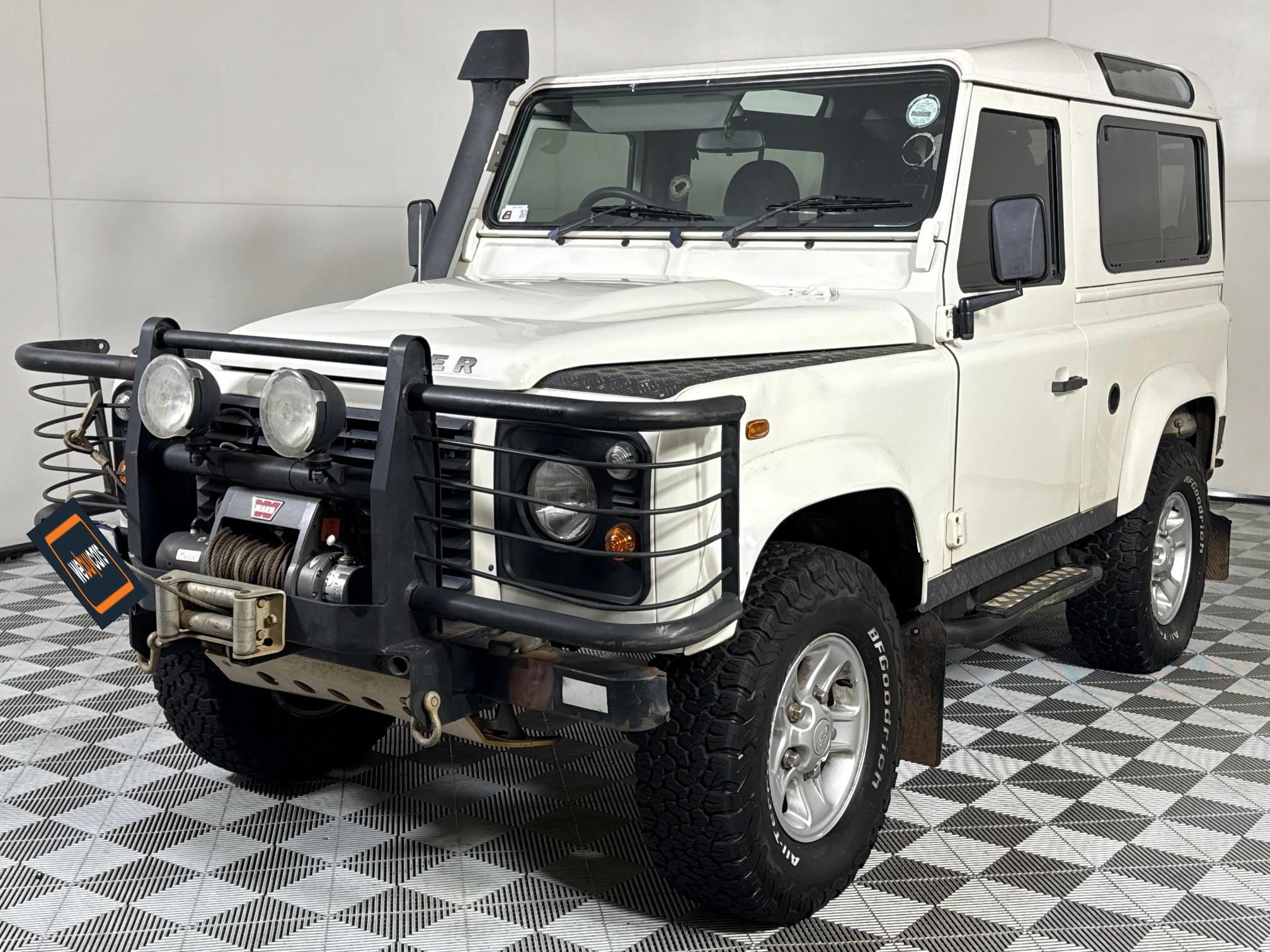 Used 2009 Land Rover Defender 90 TD station wagon Ice
