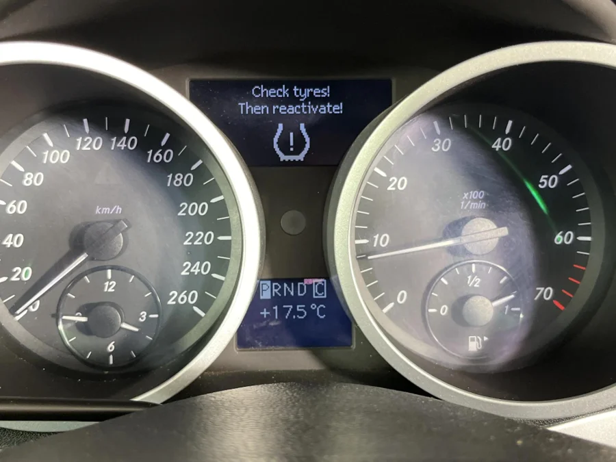 Used 2005 Mercedes-Benz SLK SLK200 Kompressor - WeBuyCars The Dome