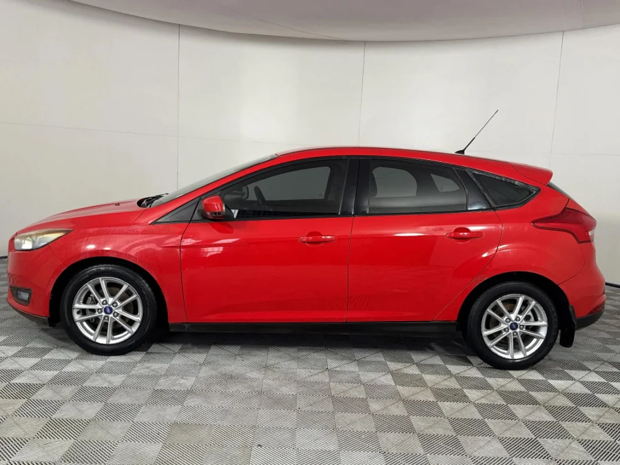 Used 2015 Ford Focus hatch 1.0T Trend - WeBuyCars Mbombela