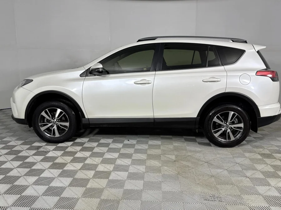 Used 2017 Toyota RAV4 2.0 GX - WeBuyCars Silverlakes Used 2017 Toyota RAV4 2.0 GX - WeBuyCars Silverlakes