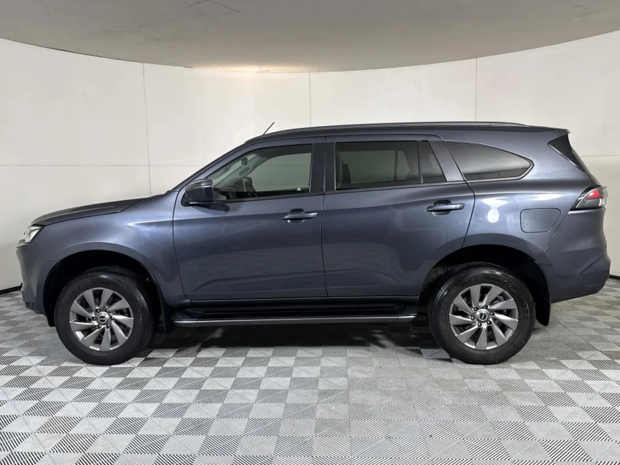 Used 2024 Isuzu mu-X 3.0TD LSE - WeBuyCars Midstream