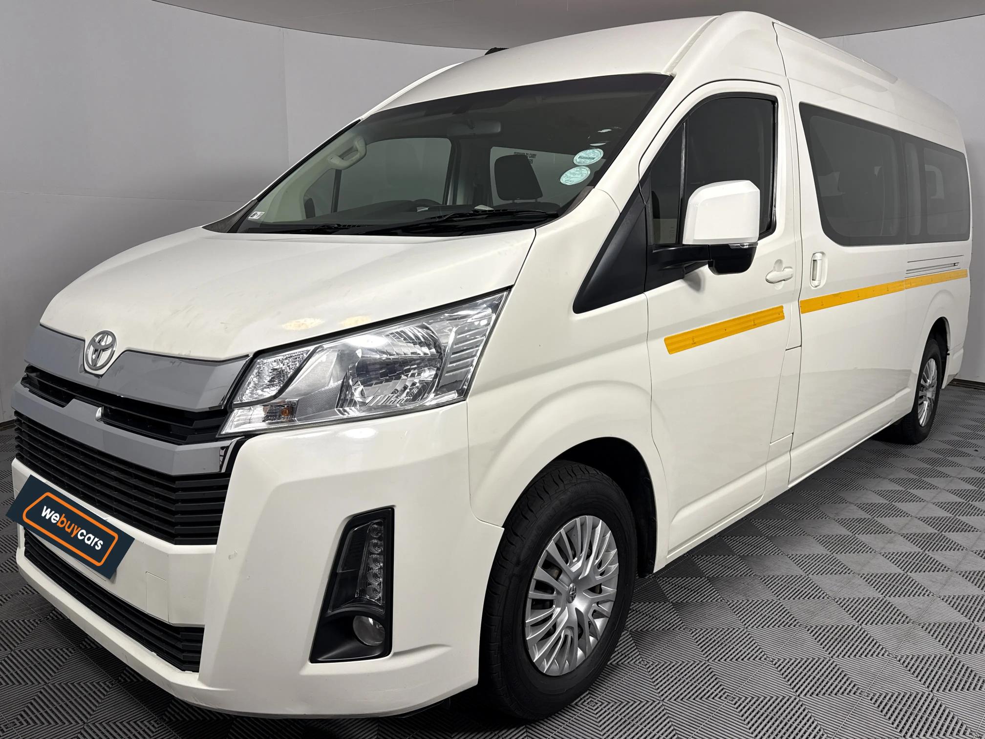Used 2019 Toyota Quantum 2.8 SLWB bus 14-seater GL manual