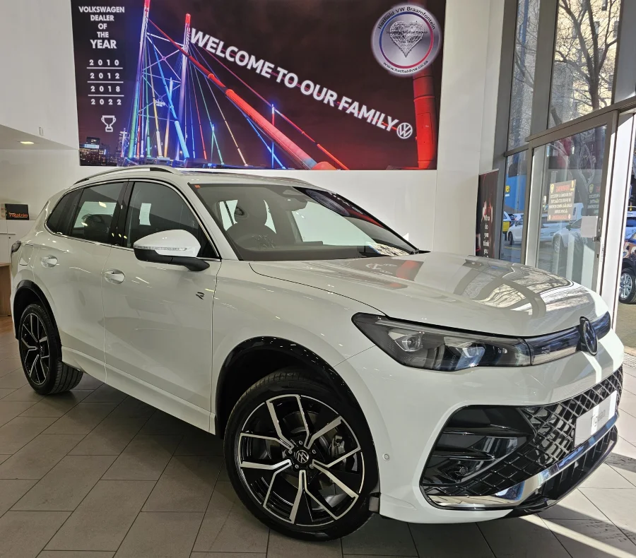 New 2026 Volkswagen Tiguan 2.0TSI R-Line 4Motion - VW Braamfontein New New 2026 Volkswagen Tiguan 2.0TSI R-Line 4Motion - VW Braamfontein New