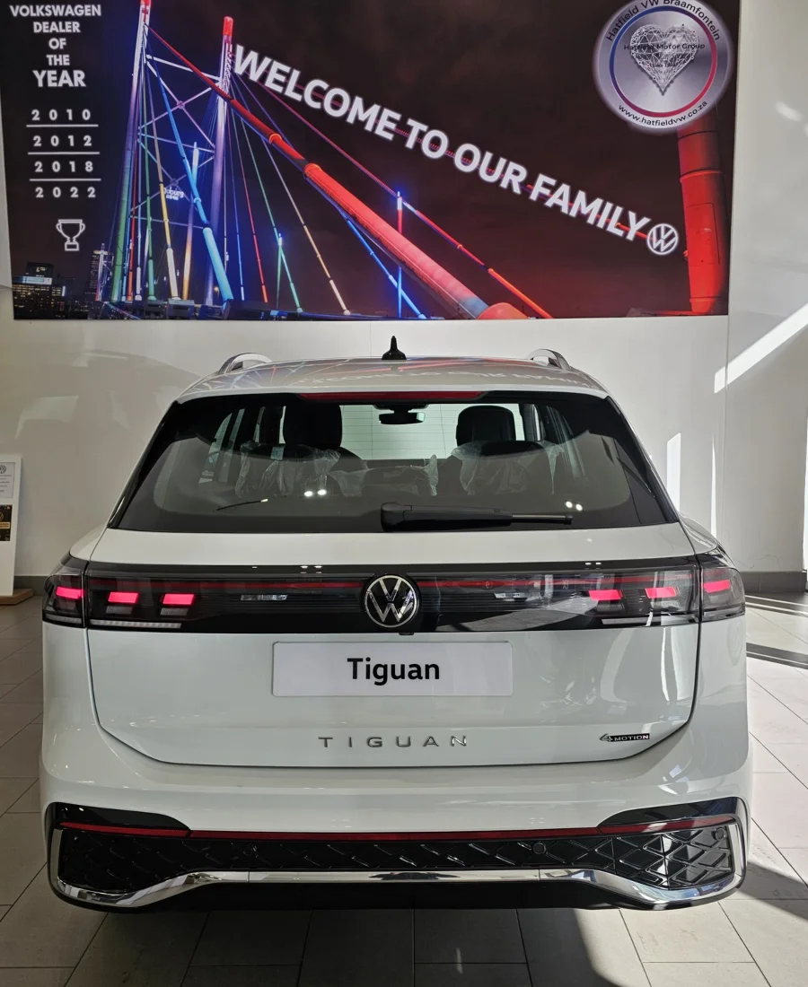 New 2026 Volkswagen Tiguan 2.0TSI R-Line 4Motion - VW Braamfontein New New 2026 Volkswagen Tiguan 2.0TSI R-Line 4Motion - VW Braamfontein New