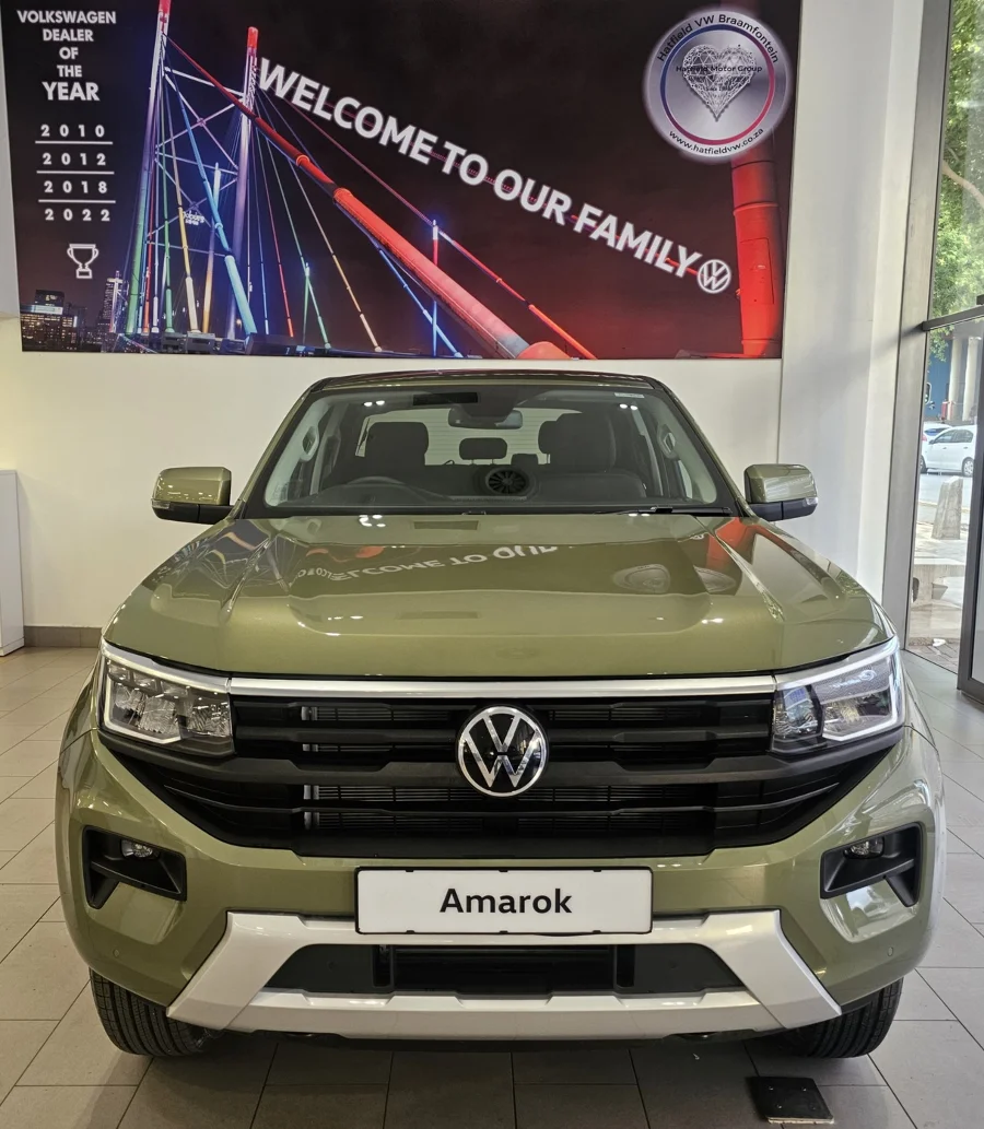 New 2026 Volkswagen Amarok 2.0TDI double cab Life - VW Braamfontein New New 2026 Volkswagen Amarok 2.0TDI double cab Life - VW Braamfontein New