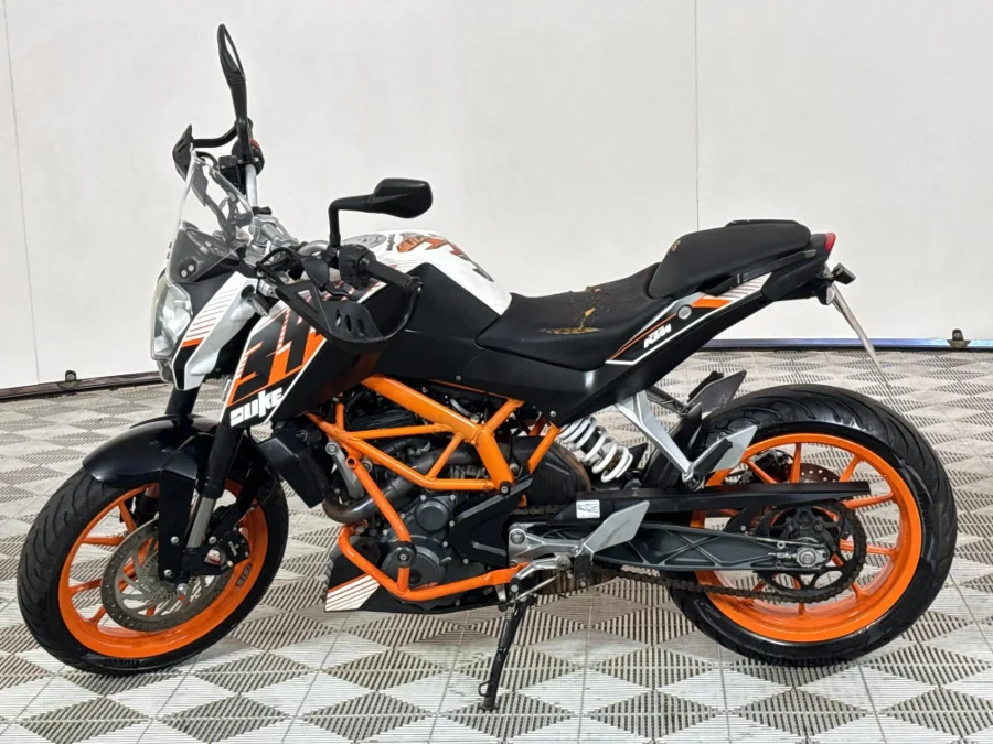 Preloaded Image 12